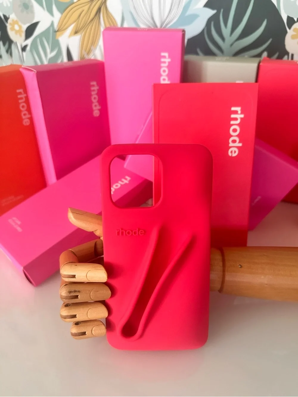 NEW Rhode Hot Pink Silicone Lip Case | iPhone 16 Pro Max NIB